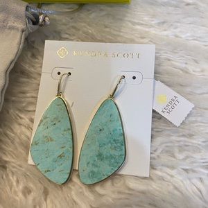 Kendra Scott earrings NWT